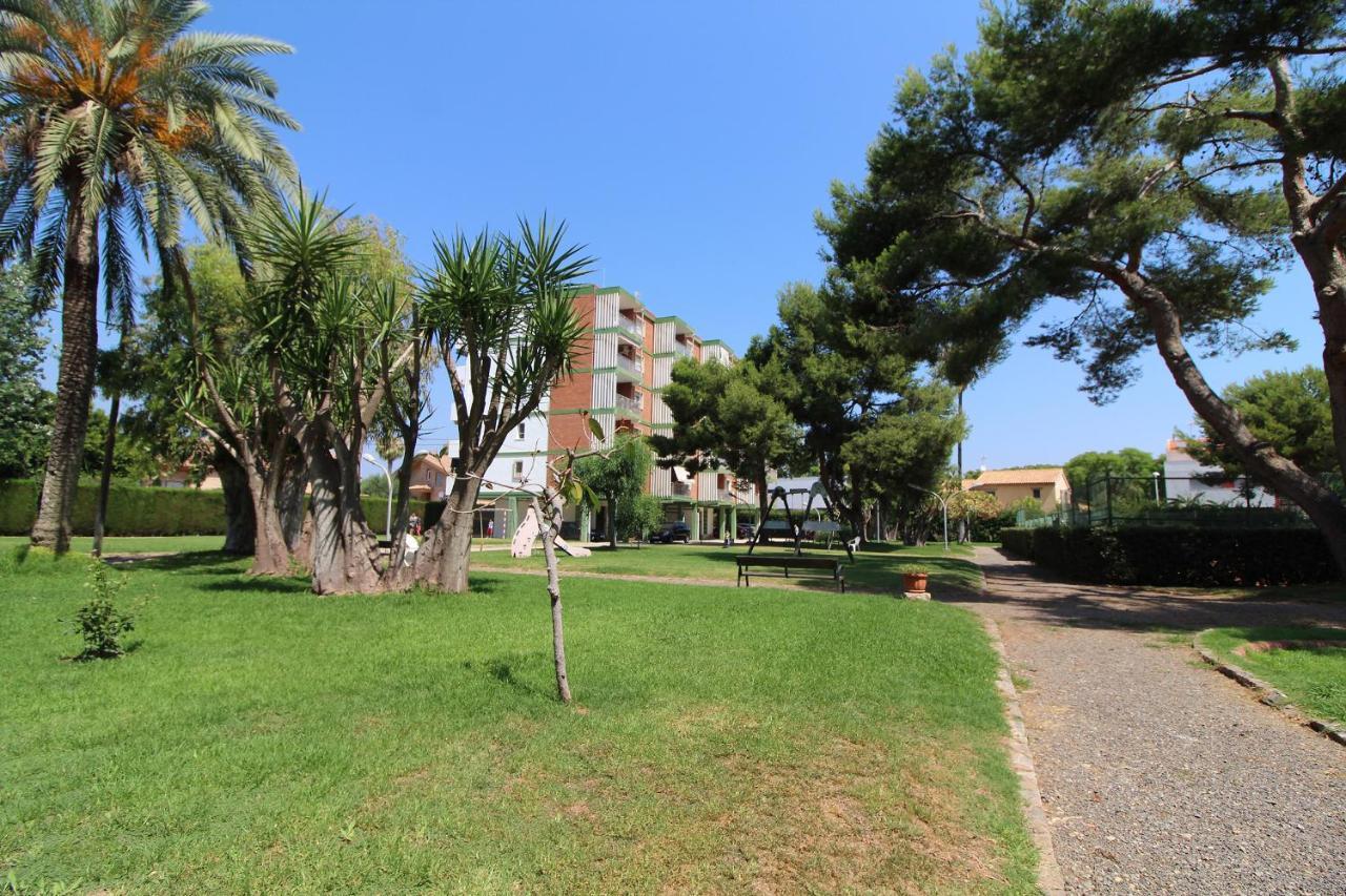 Global Properties, Apartamento Con Terraza Y Piscina A Un Paso De La Playa Canet d'En Berenguer Bagian luar foto