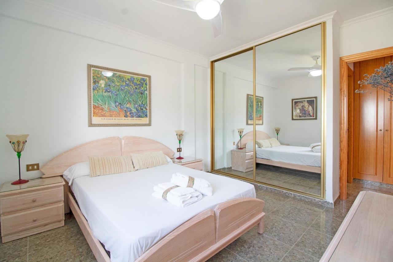 Global Properties, Apartamento Con Terraza Y Piscina A Un Paso De La Playa Canet d'En Berenguer Bagian luar foto
