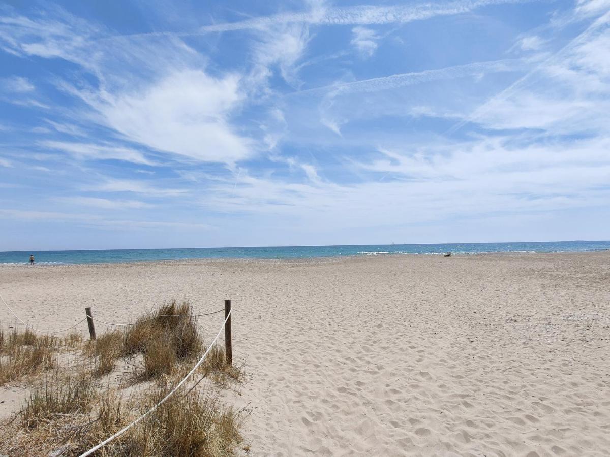 Global Properties, Apartamento Con Terraza Y Piscina A Un Paso De La Playa Canet d'En Berenguer Bagian luar foto